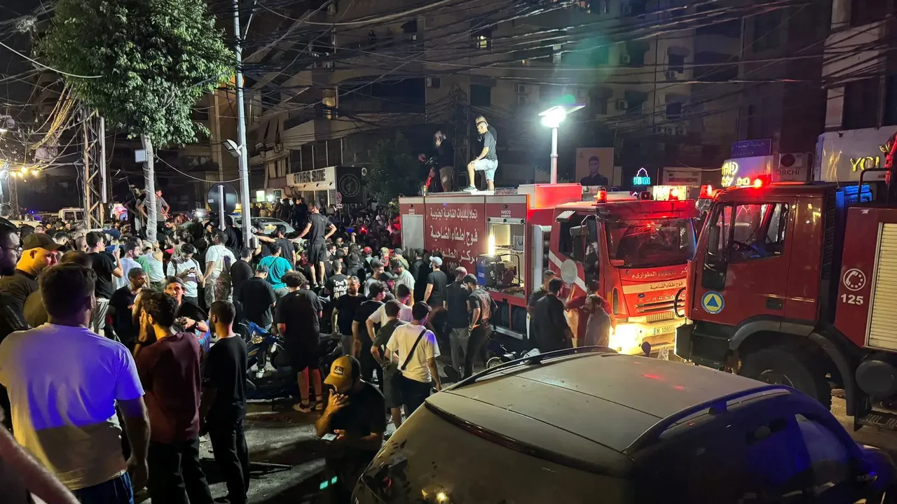Israel ataca 'alvos específicos' em Beirute e Hezbollah responde com mísseis