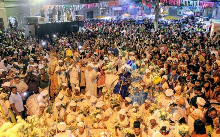 Prefeitura de Penedo divulga programação do Folia na Beira Rio – Carnaval 2023