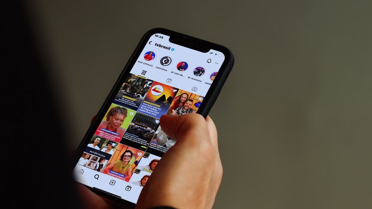 Redes sociais intensificam polarização e isolamento político entre jovens