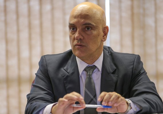 Starlink diz que cumprirá decisão de Moraes e bloqueará acesso ao X