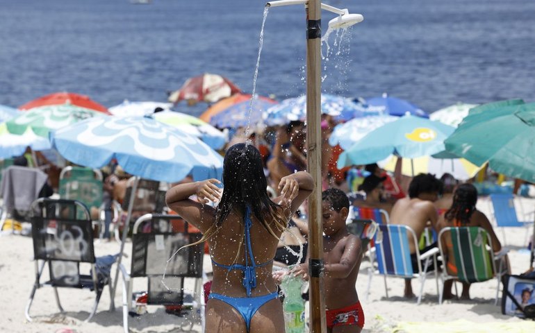 Rio de Janeiro enfrenta calor intenso antes da chegada de frente fria