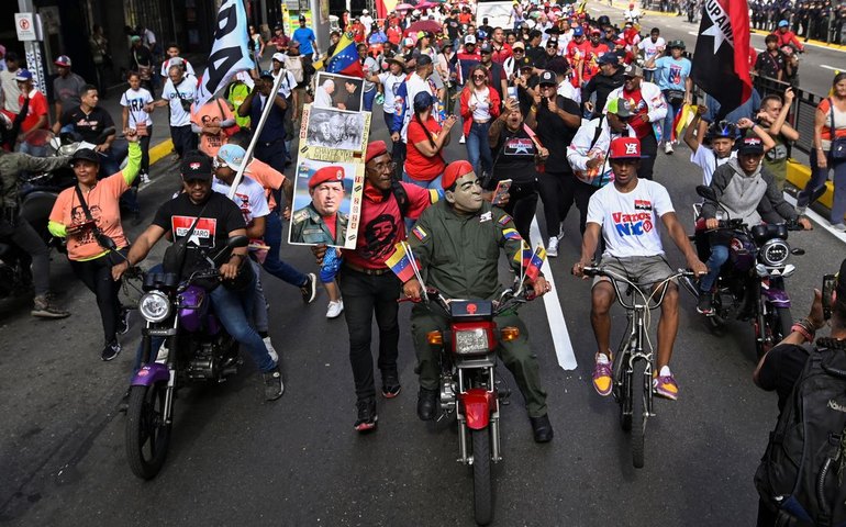 Venezuela quer proibir candidatura que não acatar reeleição de Maduro