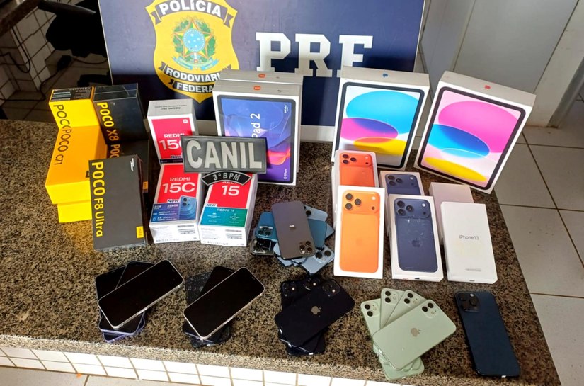 PM e PRF apreendem carga de equipamentos eletrônicos irregulares em São Sebastião