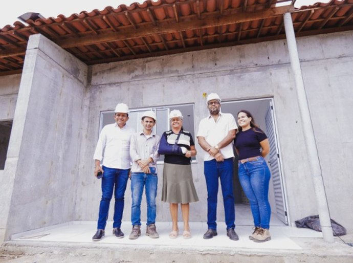 Obras de residenciais na Vila João XXII avançam em Palmeira dos Índios