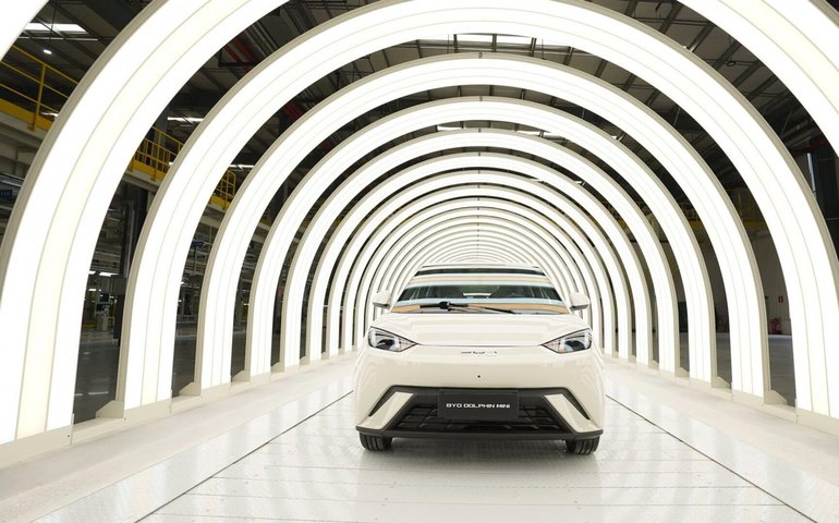 Do Kait ao Dolphin BYD: confira os veículos que podem ser financiados para motoristas de aplicativo e taxistas
