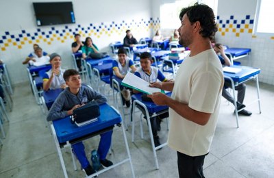Arapiraca abre Consulta Pública para atualização do currículo e inclusão da Computação e Educação Midiática