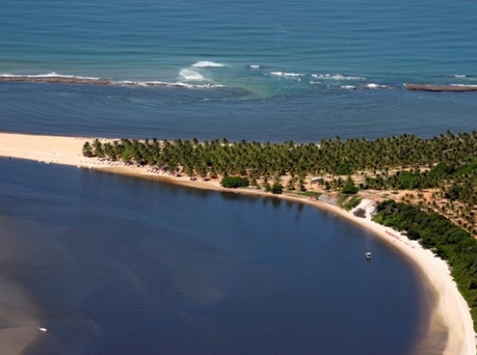 Praia do Gunga é destaque em site de jornal especializado