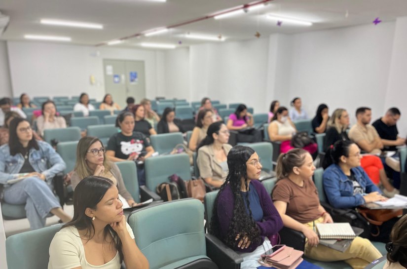 Saúde promove atualização em interpretação de exames laboratoriais para nutricionistas