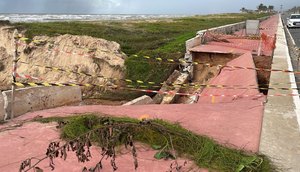 Parte de ciclovia desaba e forma cratera na Zona de Expansão de Aracaju / Foto: Foto: Aline Aragão/TV Atalaia