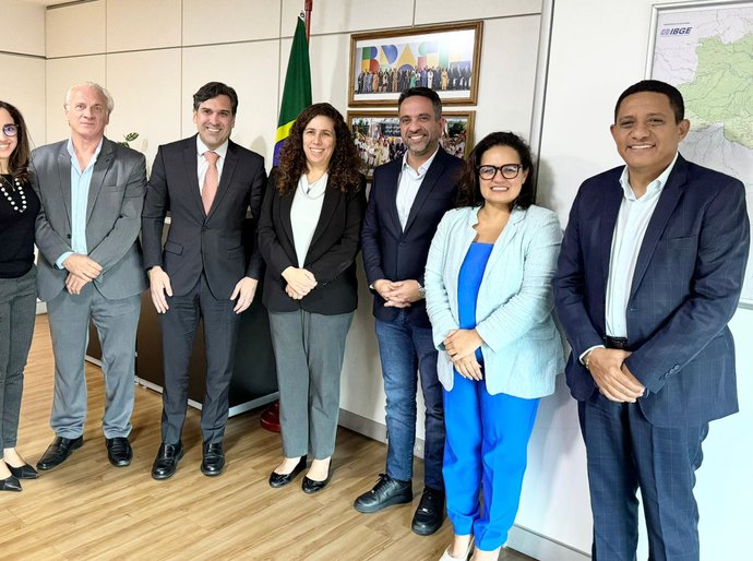 Júlio Cezar integra comitiva de Paulo Dantas em Brasília