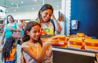 Assistência de Arapiraca marca presença em ações sociais do McDia Feliz 2023