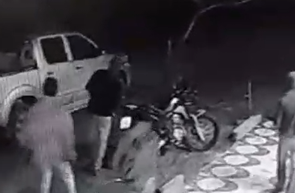 Criminosos armados invadem mercearia, roubam pertences e efetuam disparos em Sergipe