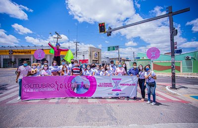 Cerca de 250 mulheres de Arapiraca travam luta contra o câncer de mama e colo do útero