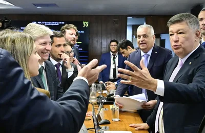 CPMI do INSS aprova quebra de sigilo de Lulinha e convoca André Moura