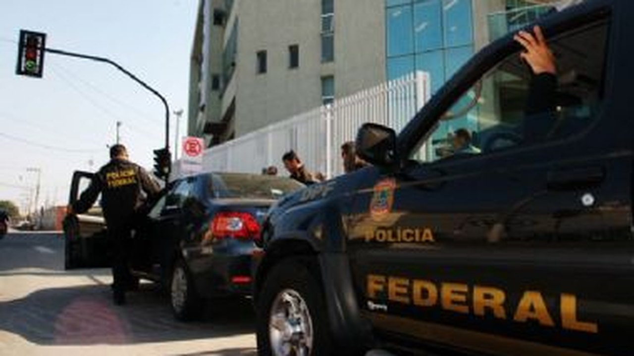 Polícia Federal deflagra maior operação já feita de combate à pedofilia
