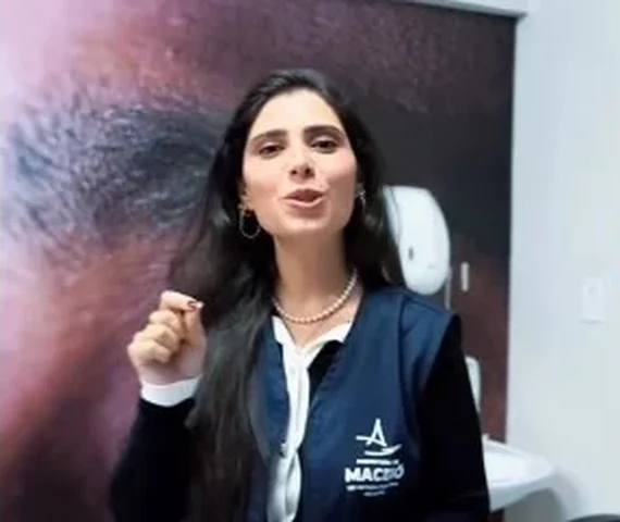 JHC promove em suas redes sociais secretária suspeita de fraude em Medicina