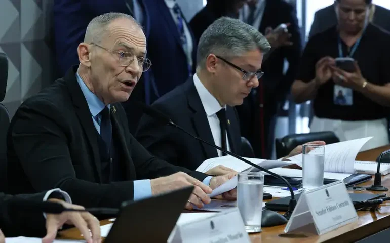 CPI do Crime Organizado recebe pedidos para ouvir Bukele e líderes de facções