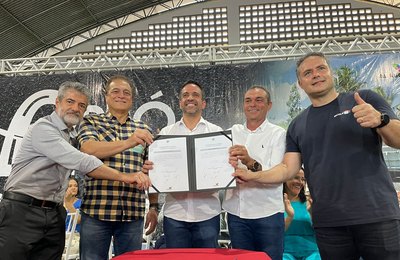 Deputado Galba Novaes participa da entrega de novos equipamentos para Anadia e Colônia
