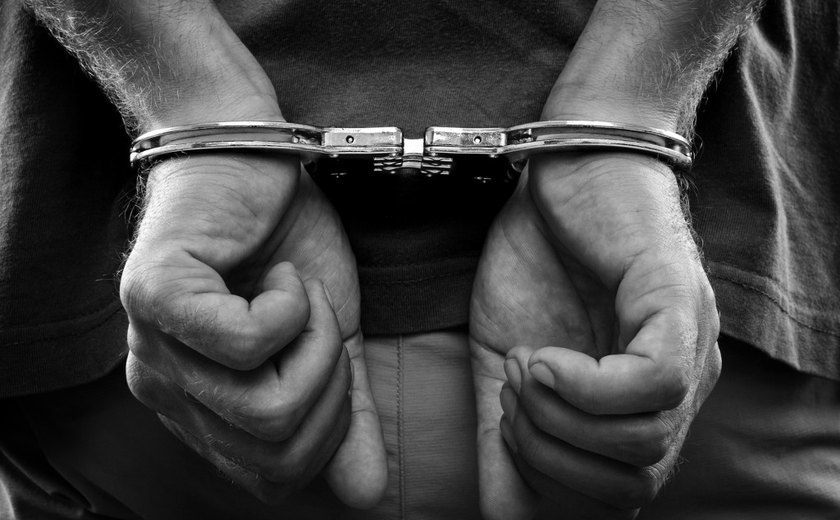 Homem é preso suspeito de estuprar menina de 5 anos em Arapiraca