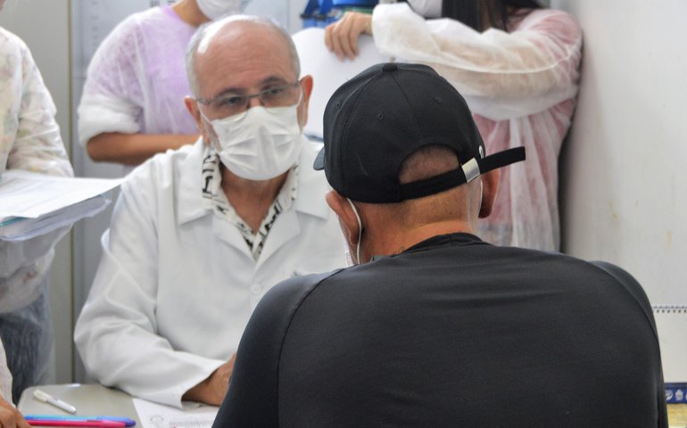 Sesau promove capacitação prática sobre diagnóstico e manejo clínico da hanseníase