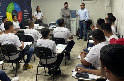 Empoderando jovens com capacitação técnica: o sucesso do curso de montador de andaime em Maceió