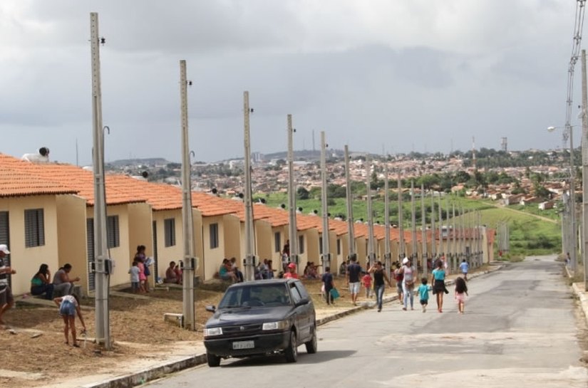 Semas de Arapiraca emite nota sobre a venda de casas no Vale do Perucaba