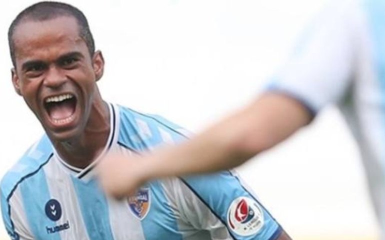 Júnior Negão brilha com mais 2 gols para colocar Ulsan na ponta na Coreia do Sul
