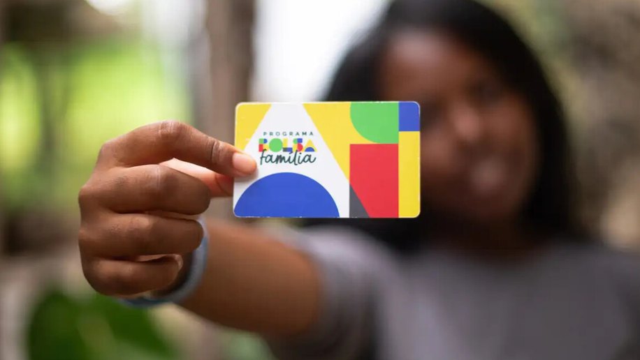 Caixa paga Bolsa Família a beneficiários com NIS de final 3
