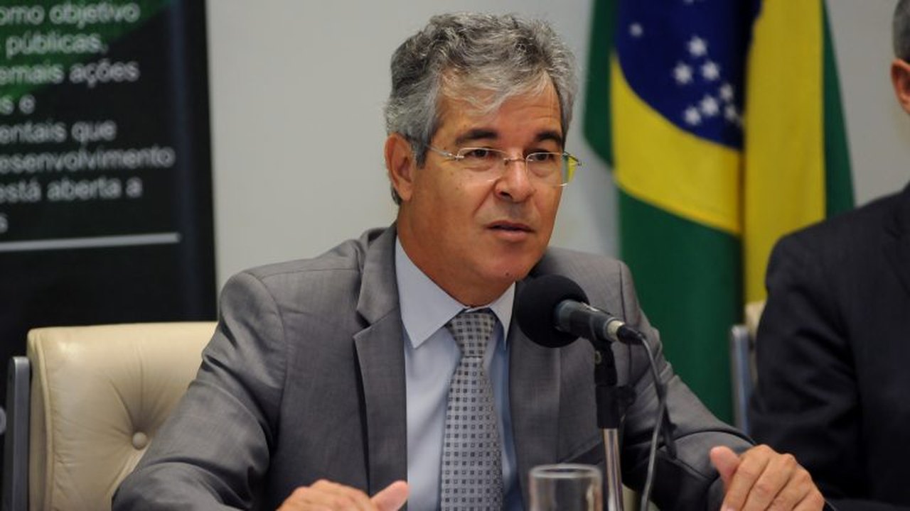 Comissão cobra explicações de presidente da Apex-Brasil sobre declarações feitas na China