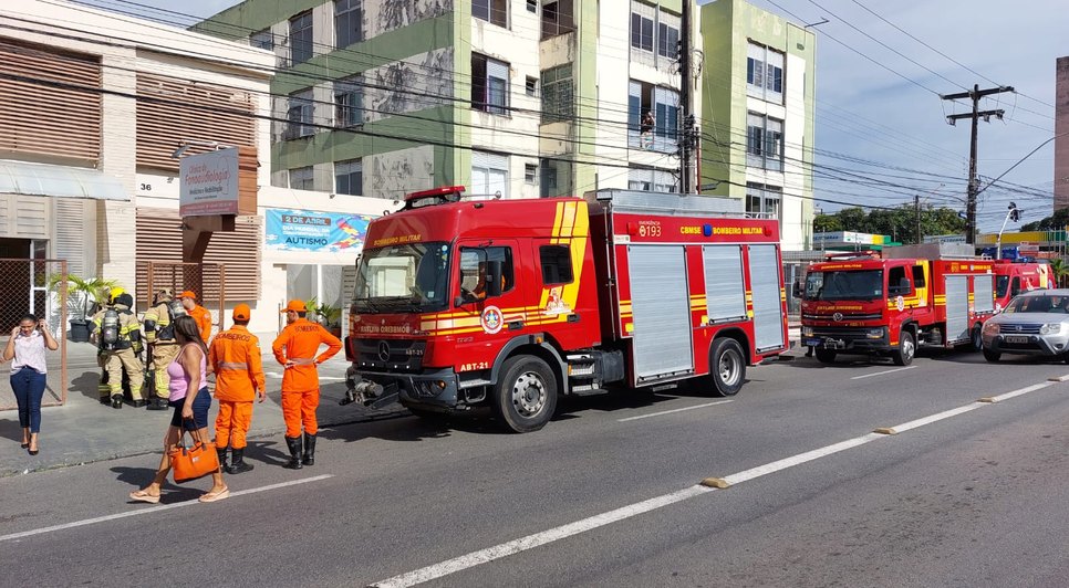 Princípio de incêndio atinge clínica na Zona Sul de Aracaju