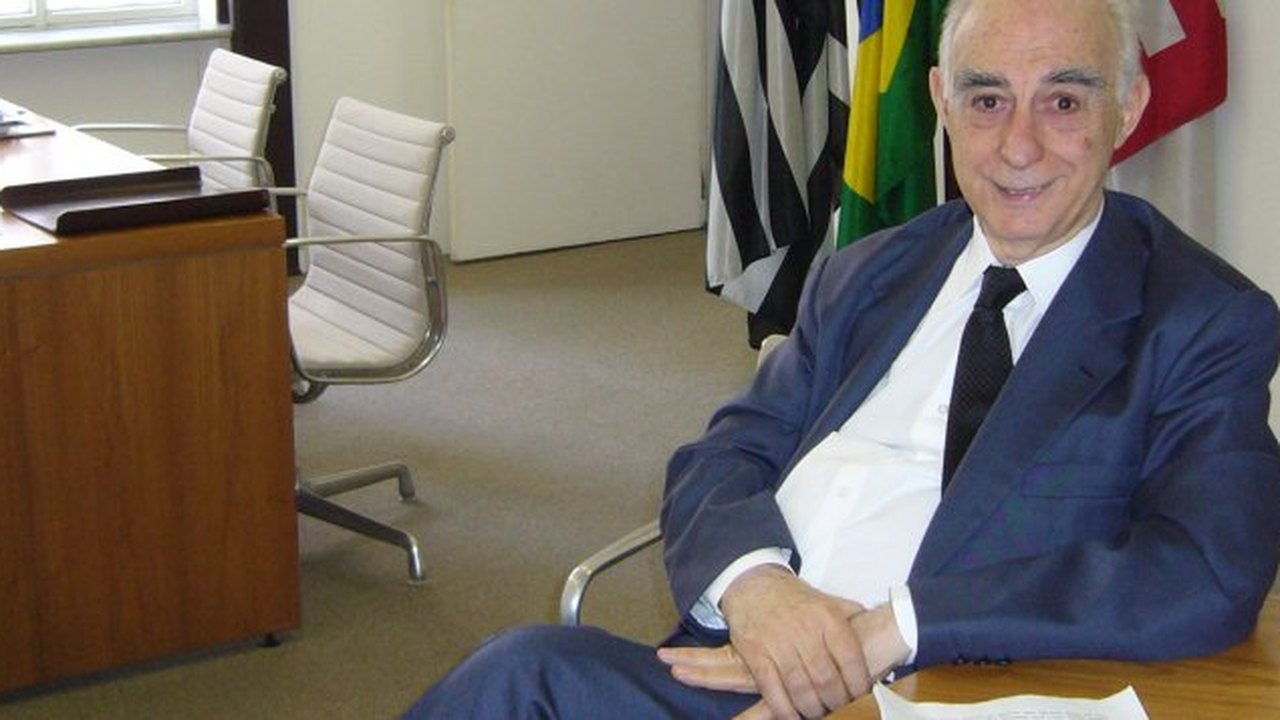 Ex-governador de São Paulo diz que “há base legal para impeachment de Barbosa”