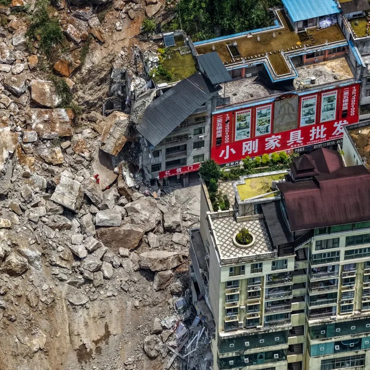 Deslizamiento de tierra en Chongqing causa 51 fallecidos Deslizamiento de tierra en Chongqing causa 51 fallecidos