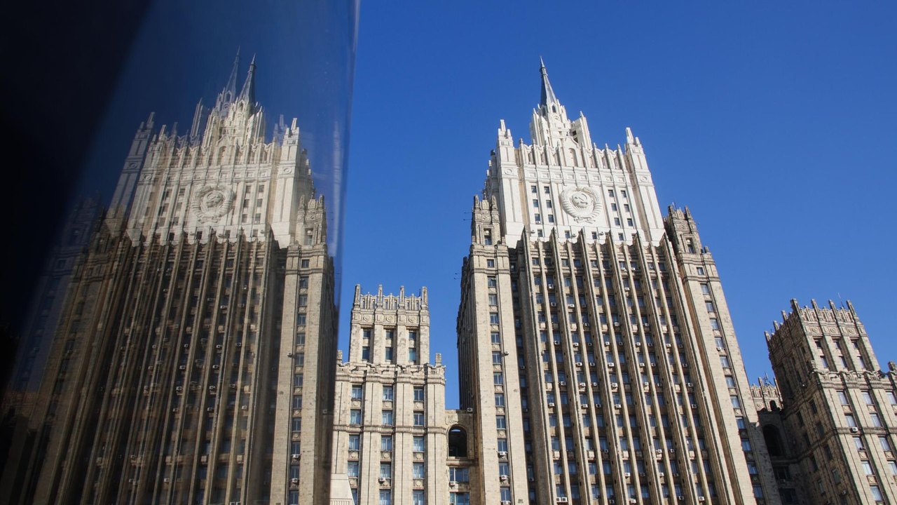 Tentativas de Kiev de atrasar operação militar aumentarão perdas para a Ucrânia, diz MRE russo