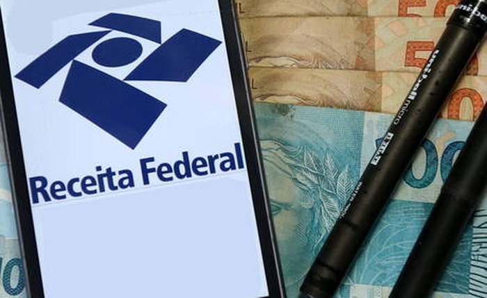 Receita Federal deposita último lote de restituição do IR em 2020