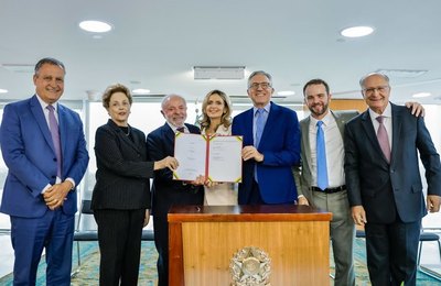 Lula anuncia rede de hospitais e serviços inteligentes do SUS: “Precisamos garantir que o povo mais humilde não seja invisível”