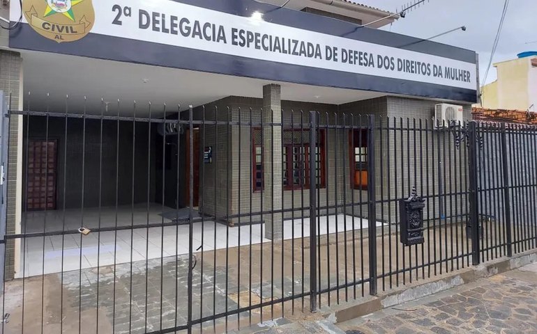 Preso acusado de tentar matar companheira tocando fogo no corpo da vítima