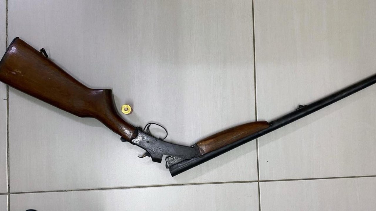 Homem é preso em flagrante por tentativa de homicídio e posse ilegal de arma em Batalha