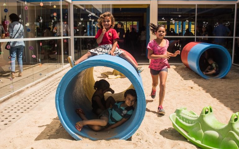 Parlamentares lançam frente em defesa dos direitos de crianças e adolescentes