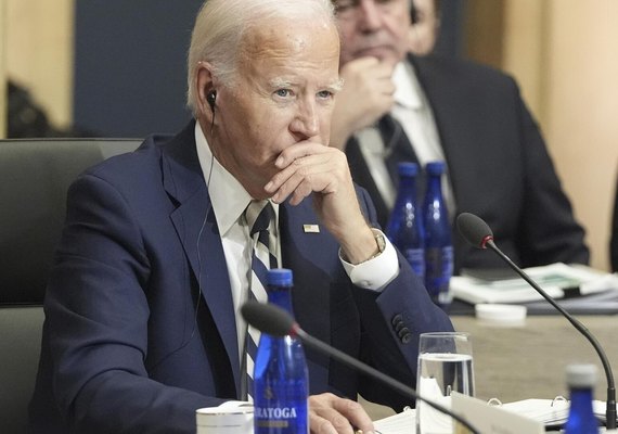 Biden fará reunião com equipe de segurança para debater crise na Síria, diz Casa Branca