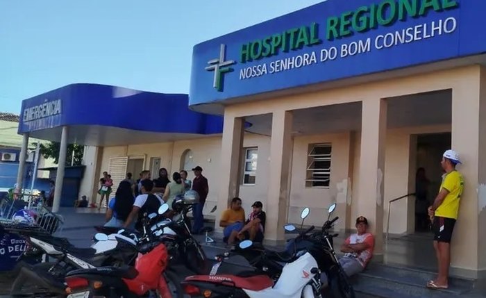 Ministério Público ajuíza ação para hospital pagar R$ 400 mil à duas famílias por troca de bebês