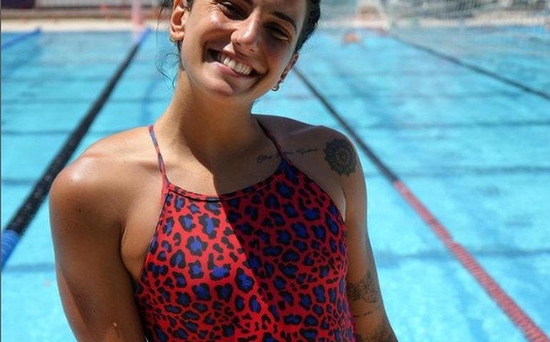 Mafê Costa volta a bater recorde sul-americano e fica em 5º no 200m livre no Mundial