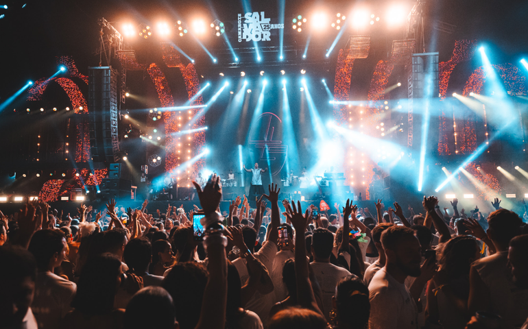 ‘Todos os Encantos’: Camarote Salvador cria mundo mágico e sensorial para o Carnaval de 2026