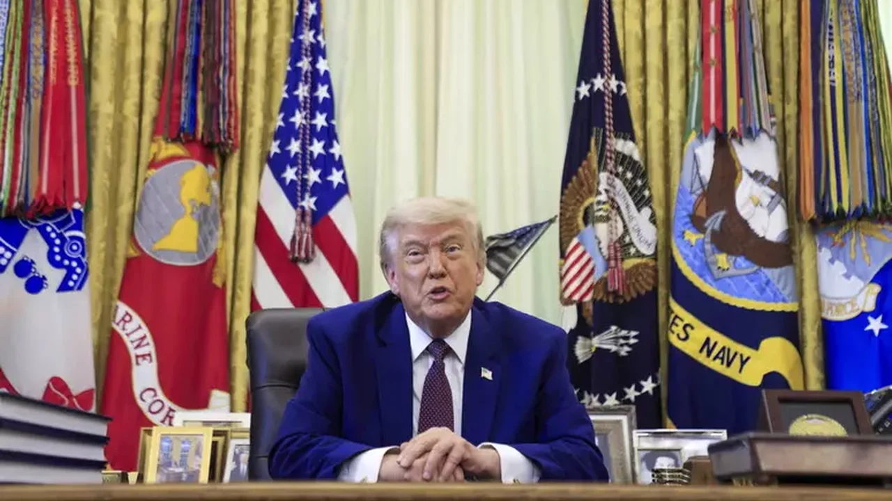 Trump confunde filhos de Bolsonaro ao citar condenação de Eduardo