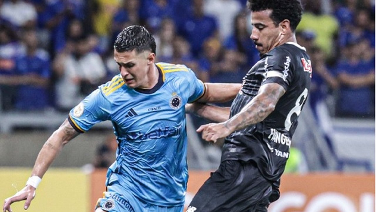 Ainda sem técnico, Cruzeiro empata com o Red Bull Bragantino no Mineirão