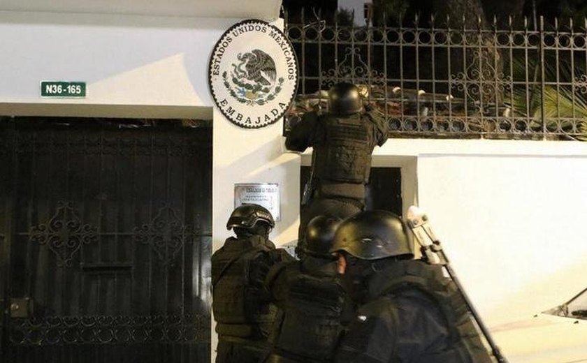 México exige 'garantias' para diplomatas no Equador após ataque à embaixada