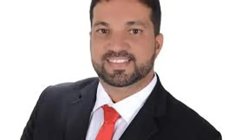 Advogado de Arapiraca morre afogado em Paia de Jequiá da Praia neste sábado (03)