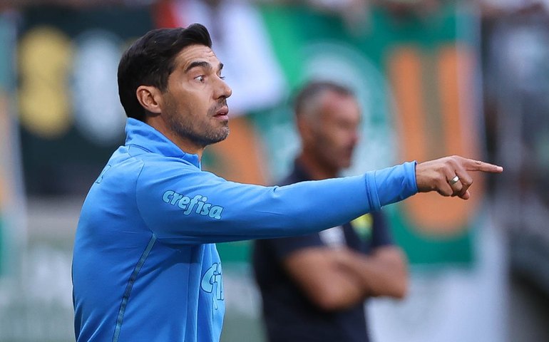 Preocupado com maratona de jogos, Abel Ferreira exalta união e resposta do elenco do Palmeiras