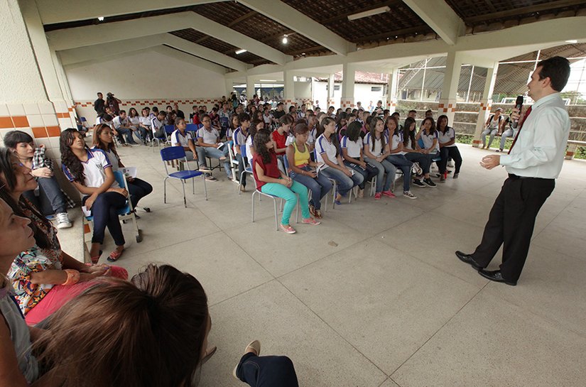 Ação da Justiça em escolas de Maceió alcança mais de 600 estudantes