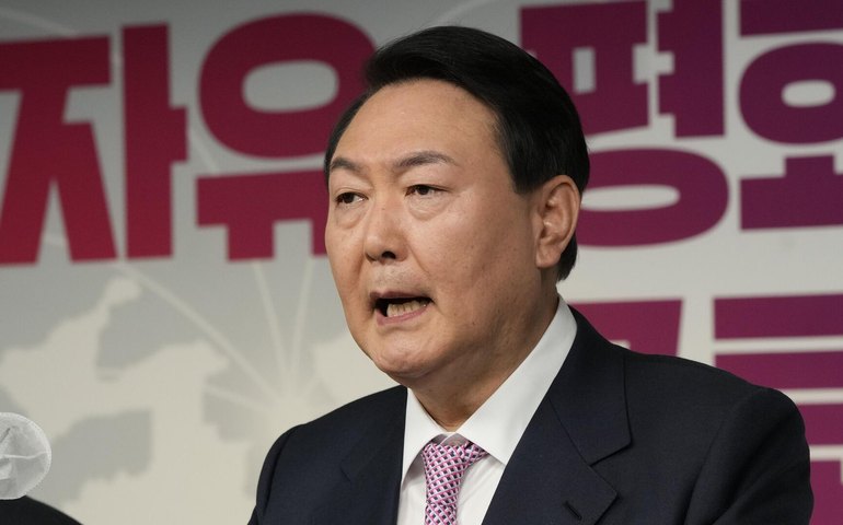 Procuradoria da Coreia do Sul indicia presidente destituído por 'insurreição'