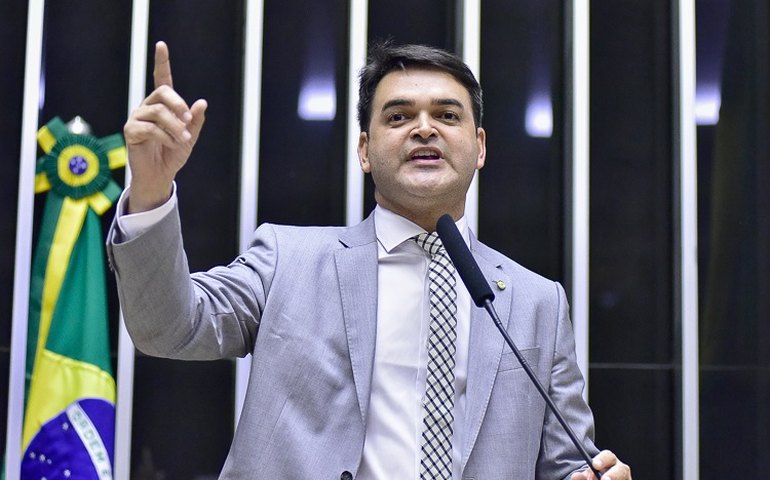 Relator da minirreforma eleitoral na Câmara recua de texto que aumentaria a inelegibilidade de Bolsonaro